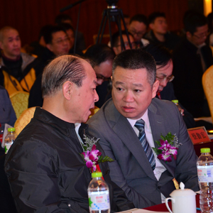特樂(lè)意張宏宇與中國(guó)建筑業(yè)協(xié)會(huì)材料分會(huì)會(huì)長(zhǎng)劉洪祥探討